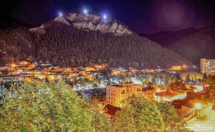 Gamsakhurdia Street بورجومي المظهر الخارجي الصورة